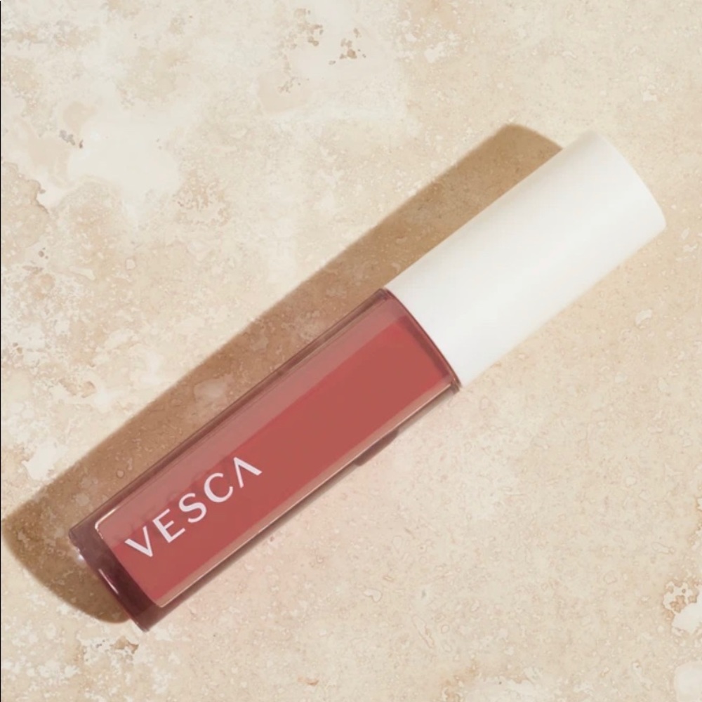 Vesca Lush Glow Creamy Lip Oil